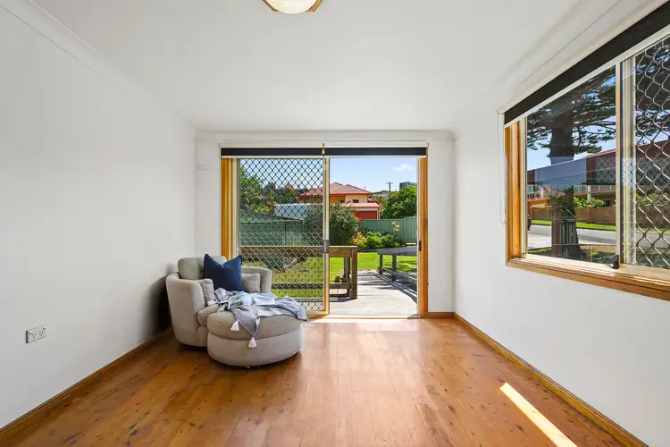 Fifth view of Homely house listing, 192 Northcliffe Drive, Warrawong NSW 2502