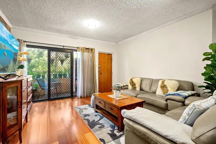 Third view of Homely apartment listing, 4/27 Mangerton Road, Wollongong NSW 2500