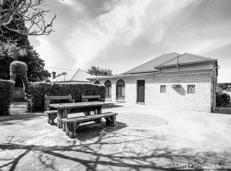 18 Wade Avenue, Armidale NSW 2350