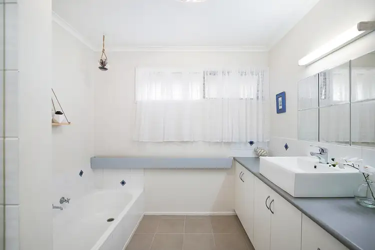 Fifth view of Homely house listing, 5 Suffolk Court, Grovedale VIC 3216