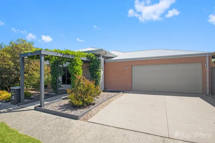 10 Gateway Avenue, Pakenham VIC 3810