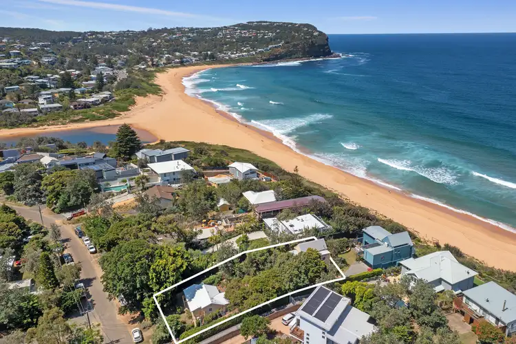 25 Tudibaring Parade, Macmasters Beach NSW 2251