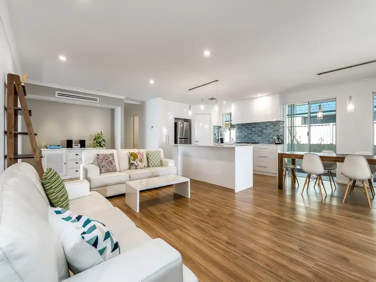 Third view of Homely house listing, 6 Culture Link, Piara Waters WA 6112