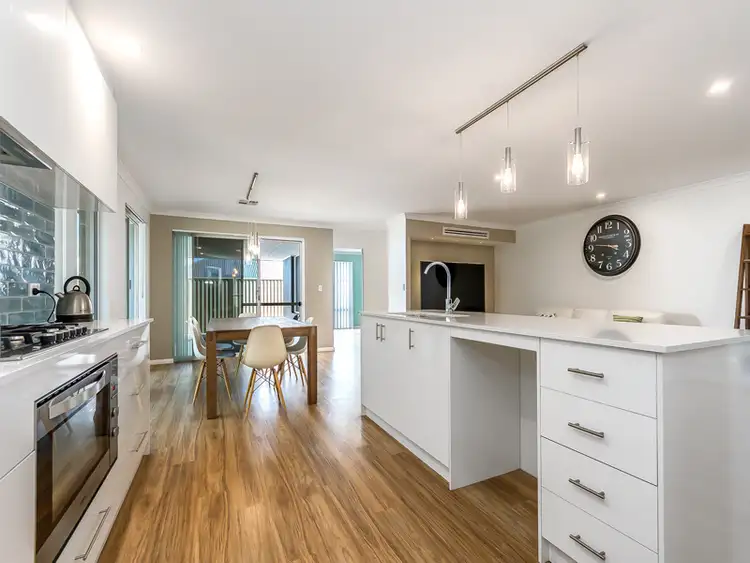 Sixth view of Homely house listing, 6 Culture Link, Piara Waters WA 6112