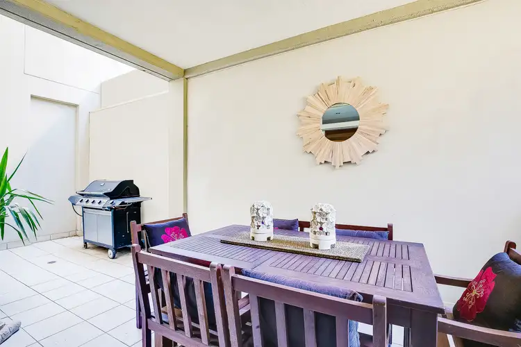 10/28-32 Sturdee Parade, Dee Why NSW 2099
