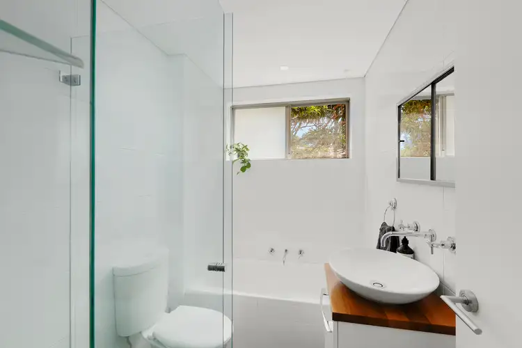 Sixth view of Homely apartment listing, 3/76 Oaks Avenue, Dee Why NSW 2099