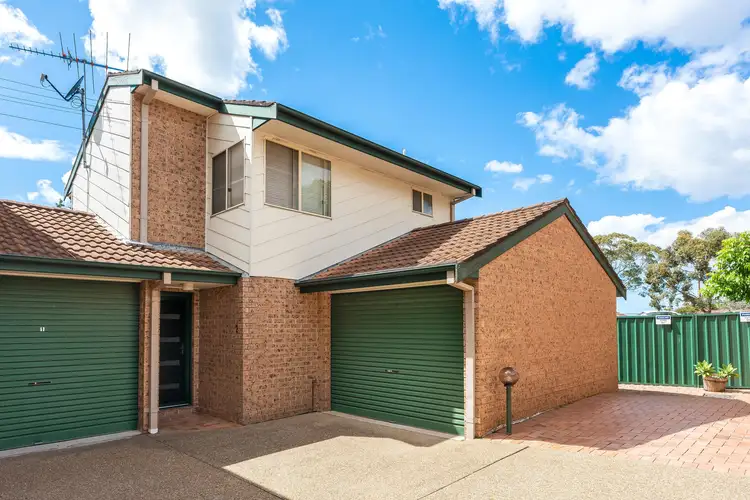 2/4 Clements Parade, Kirrawee NSW 2232