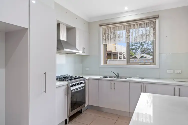 Fourth view of Homely apartment listing, 2/11 Graham Street, Bacchus Marsh VIC 3340