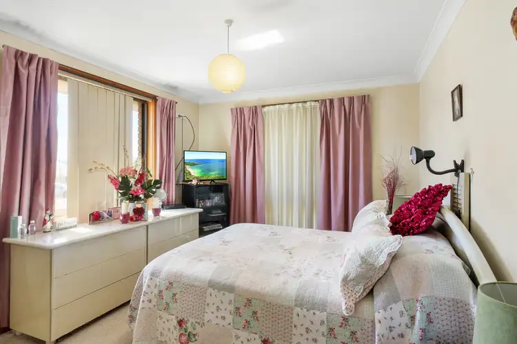 Fifth view of Homely house listing, 10 Allawah Street, Hillvue NSW 2340