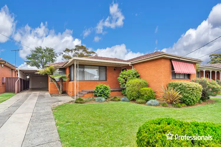 15 Bruce Avenue, Panania NSW 2213