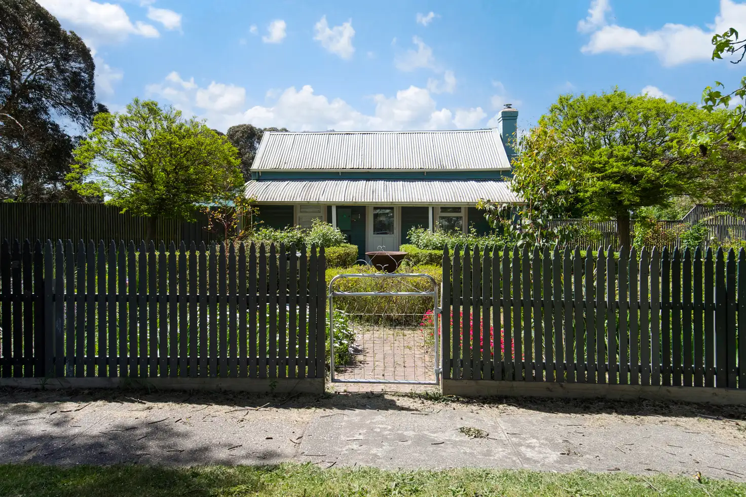 Main view of Homely house listing, 90 Neill Street, Beaufort VIC 3373