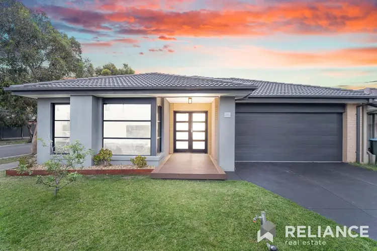 10 Airfield Grove, Point Cook VIC 3030