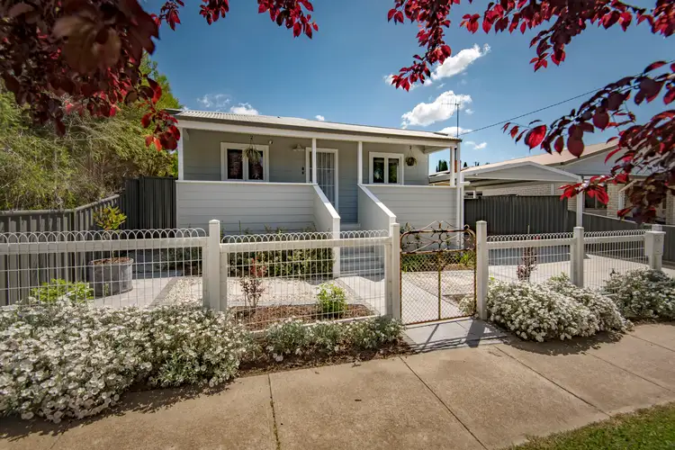 16 Moore Street, Queanbeyan NSW 2620