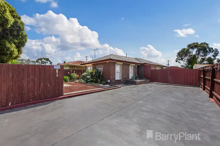 3 Vista Drive, Melton VIC 3337