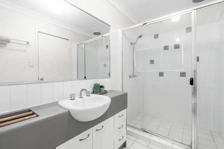 Sixth view of Homely townhouse listing, 5/83 Dibar Street, Wynnum QLD 4178