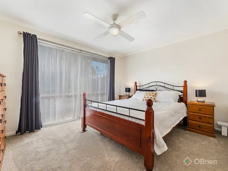 Sixth view of Homely house listing, 10 Market Court, Skye VIC 3977