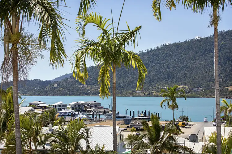3/7 Hermitage Drive, Airlie Beach QLD 4802
