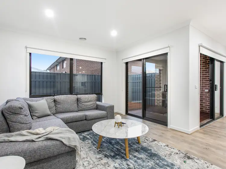 Fifth view of Homely house listing, 33 Caravan Parade, Berwick VIC 3806