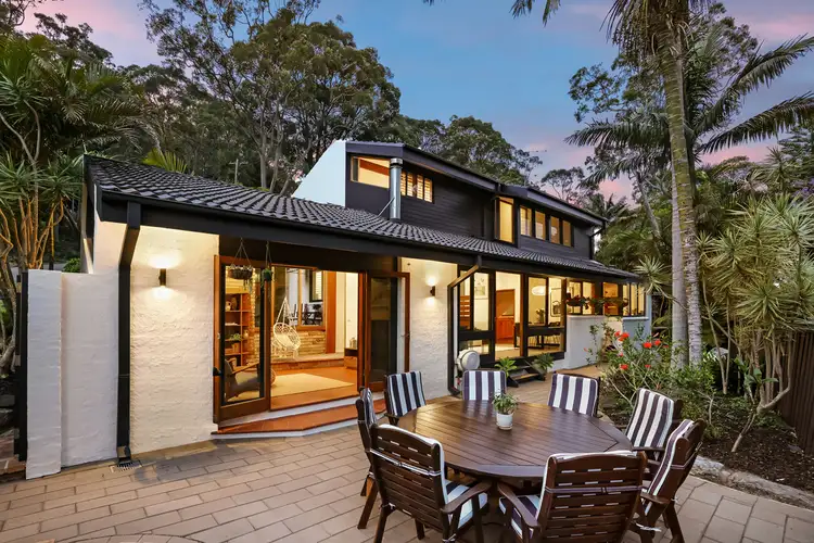 16 Burrendong Place, Avalon Beach NSW 2107