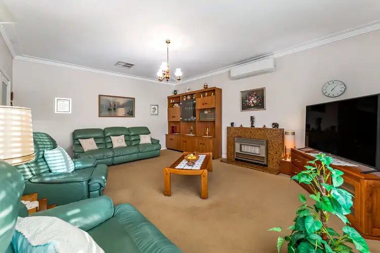 Sixth view of Homely house listing, 2 Beaver Street, St Albans VIC 3021