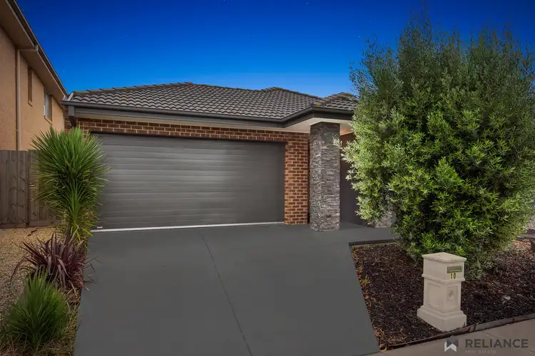 Second view of Homely house listing, 10 Pindaroi Court, Tarneit VIC 3029