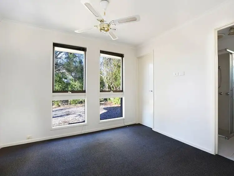 Fifth view of Homely house listing, 10 Craig Avenue, Tyabb VIC 3913