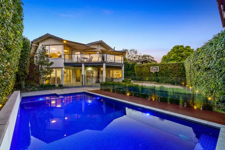12 Caithness Crescent, Glen Waverley VIC 3150
