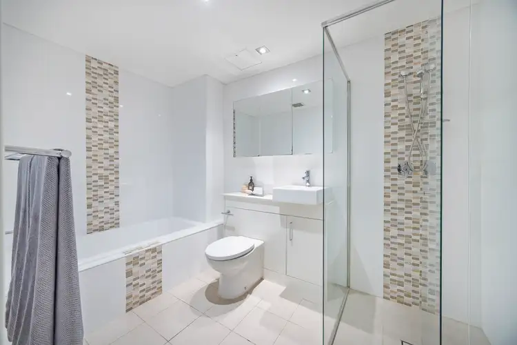 Sixth view of Homely apartment listing, 19/1-5 Lynbara Avenue, St Ives NSW 2075