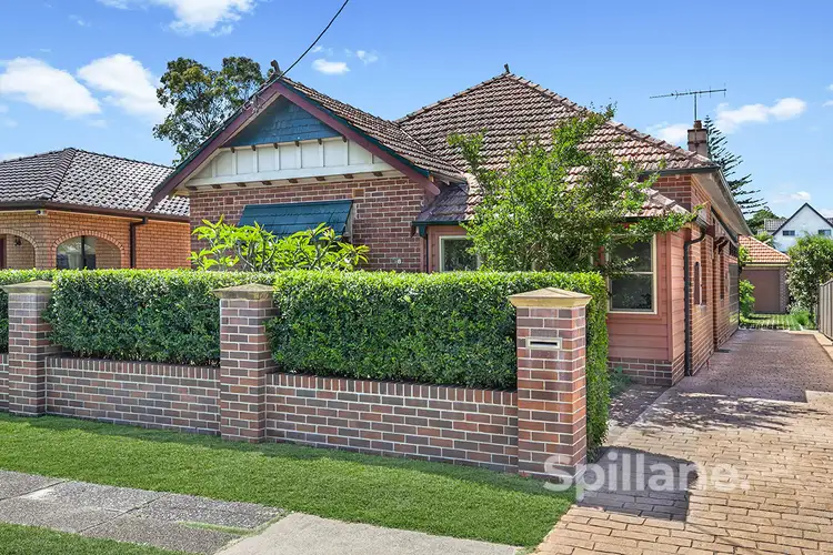 112 Lindsay Street, Hamilton NSW 2303