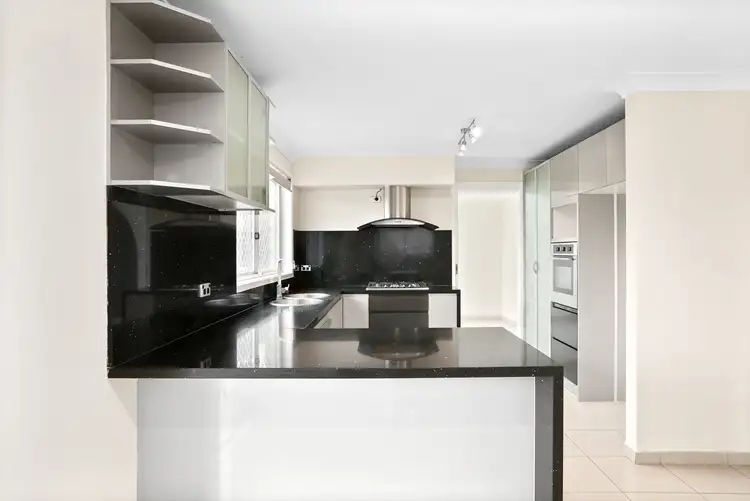 Second view of Homely house listing, 3 Piper Place, Minchinbury NSW 2770