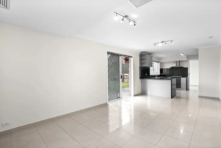 Fourth view of Homely house listing, 3 Piper Place, Minchinbury NSW 2770