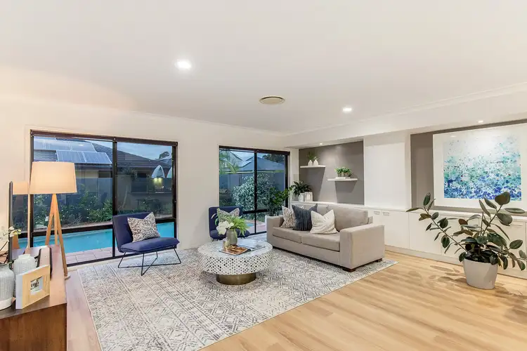 25 Moonraker Street, Clear Island Waters QLD 4226