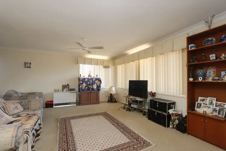 Fifth view of Homely house listing, 1 Bradford Drive, Goulburn NSW 2580