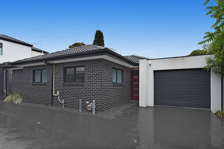 Main view of Homely unit listing, 4/5 Crabtree Court, Reservoir VIC 3073