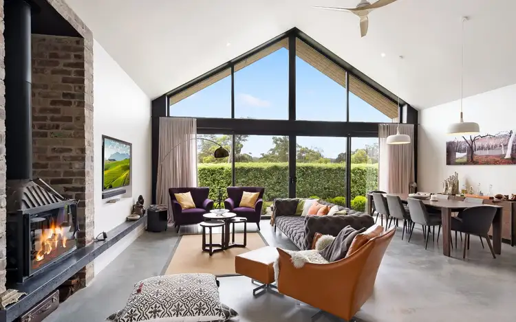 Fifth view of Homely house listing, 2 Garnida Close, Bundanoon NSW 2578