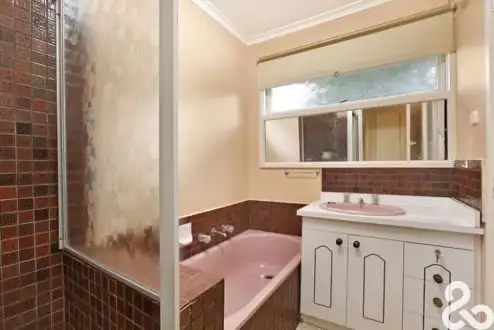 Sixth view of Homely house listing, 3 Bella Court, Thomastown VIC 3074