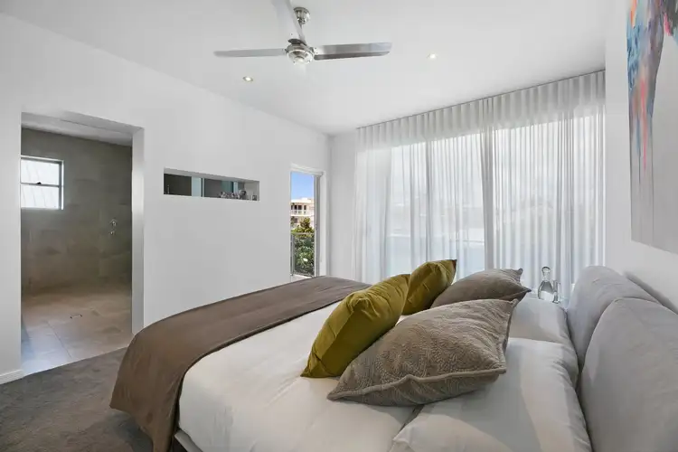Fourth view of Homely house listing, 2/105 Seagull Avenue, Mermaid Beach QLD 4218