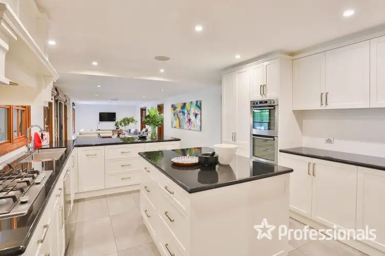 Sixth view of Homely house listing, 2 Honeysuckle Close, Mildura VIC 3500