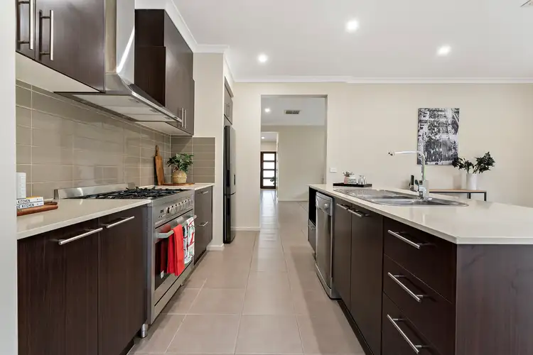 Sixth view of Homely house listing, 53 Moffat Drive, Lalor VIC 3075