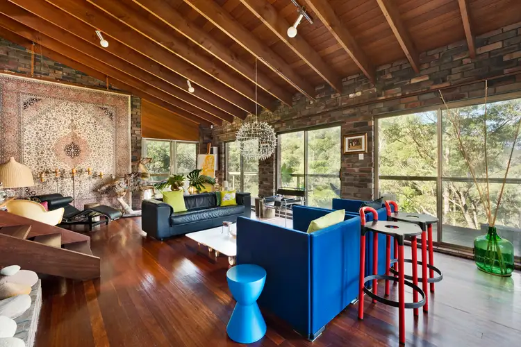 Second view of Homely house listing, 122 Daley Avenue, Daleys Point NSW 2257