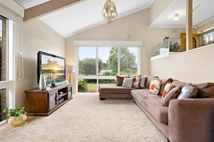 Second view of Homely house listing, 5 Franklin Road, Lalor VIC 3075