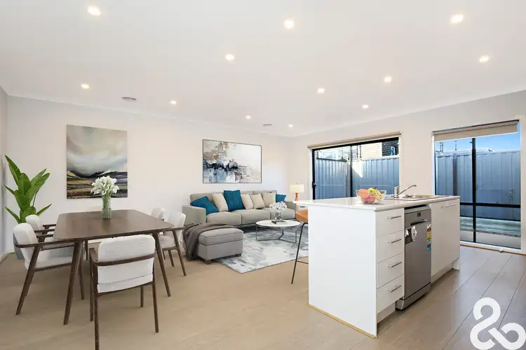 Second view of Homely house listing, 5 Dewpond Crescent, Wollert VIC 3750