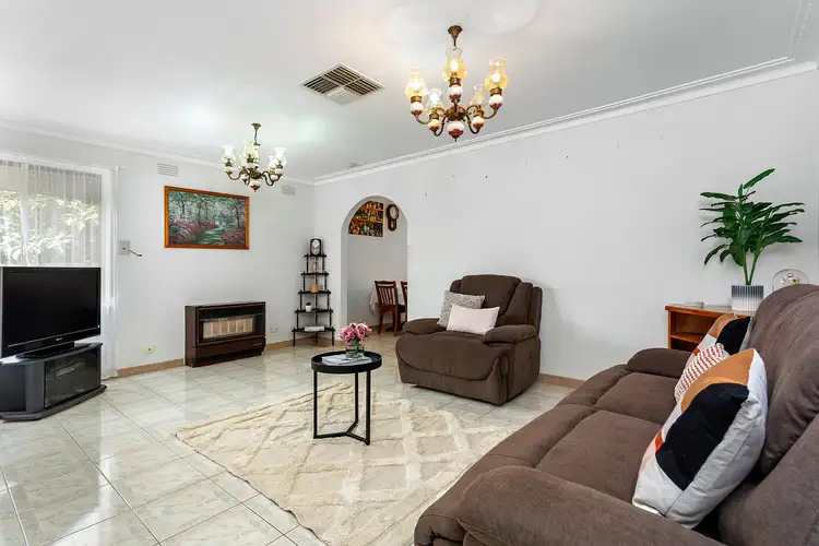 Second view of Homely house listing, 7 Saint Johns Court, Reservoir VIC 3073