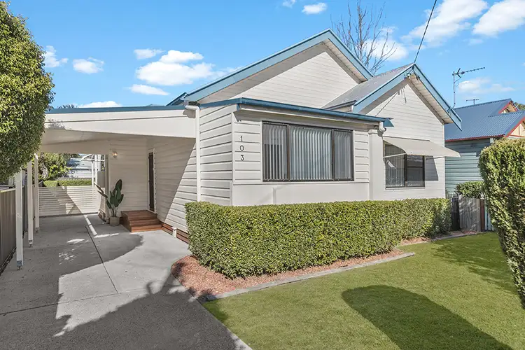 103 Stewart Avenue, Hamilton South NSW 2303