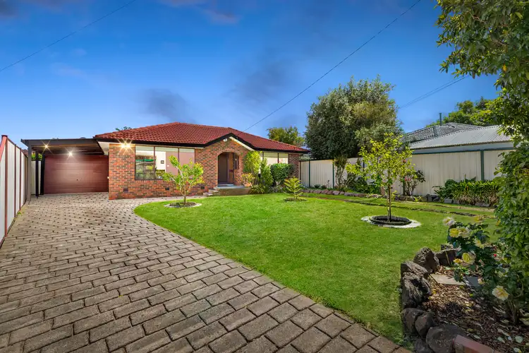 5 Glebe Place, Thomastown VIC 3074