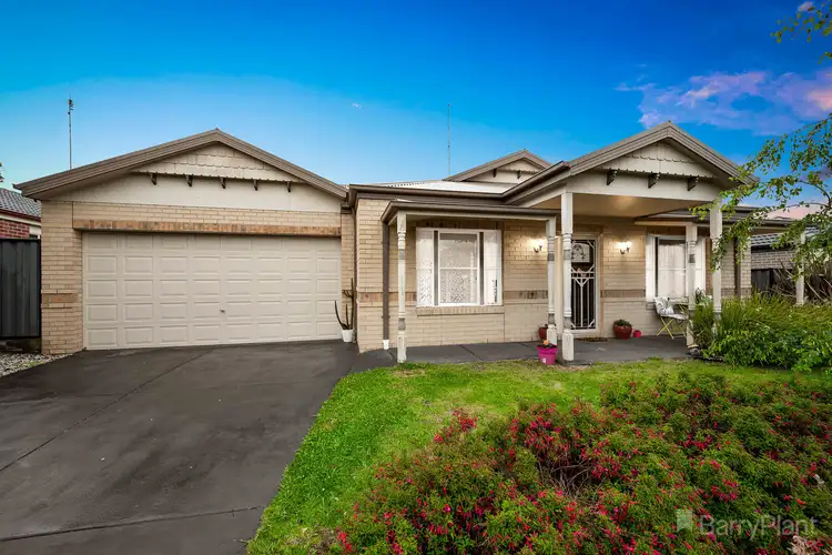 23 Adrian Drive, Pakenham VIC 3810