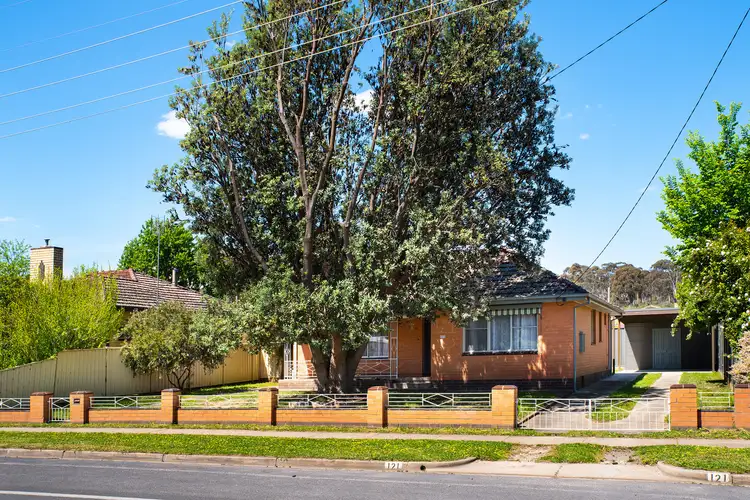 121 Main Road, Campbells Creek VIC 3451