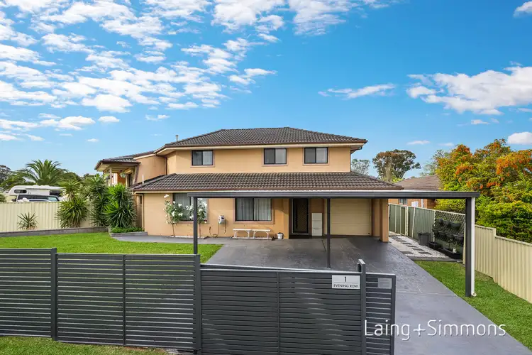 1 Evening Row, St Clair NSW 2759