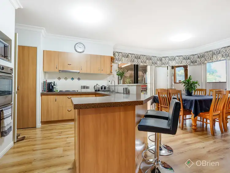 Fifth view of Homely house listing, 10 Englewood Court, Hillside VIC 3037