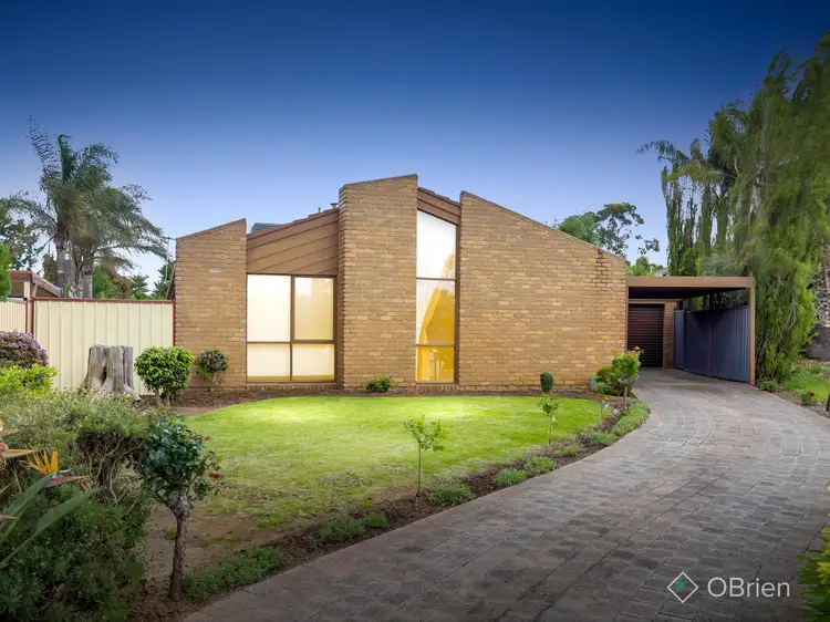 9 Kalbarri Court, Taylors Lakes VIC 3038
